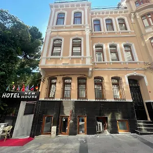 4* Отель New House